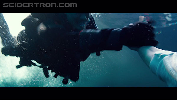 tf5-the-last-knight-2060.jpg