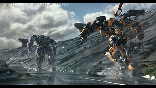 tf5-the-last-knight-2296.jpg