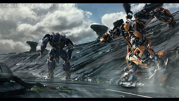 tf5-the-last-knight-2299.jpg