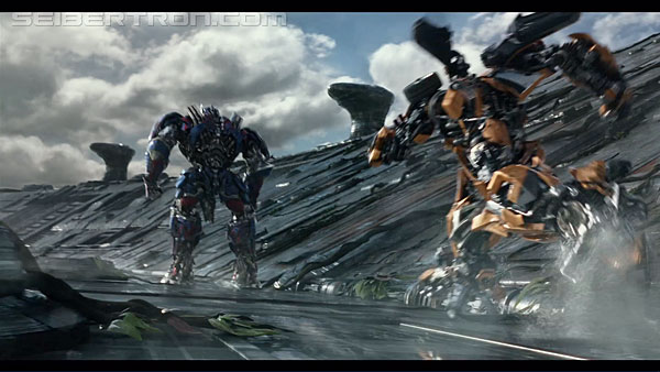 tf5-the-last-knight-2300.jpg