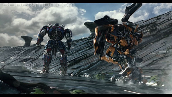 tf5-the-last-knight-2304.jpg