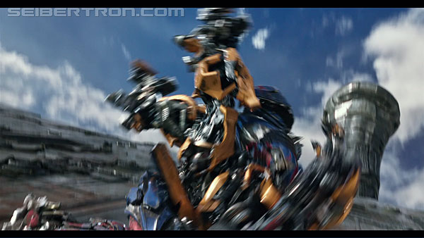 tf5-the-last-knight-2351.jpg