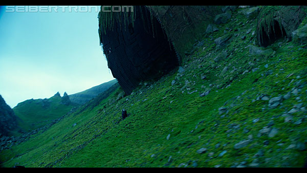 Transformers News: Massive HD gallery of The Last Knight "Nemesis" trailer Transformers News: Massive HD gallery of The Last Knight "Nemesis" trailer