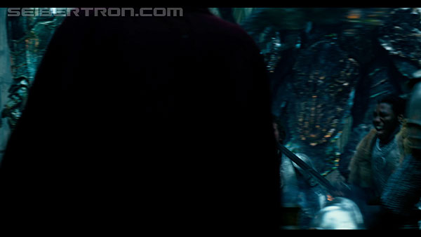 last-knight-trailer-170412-0057.jpg