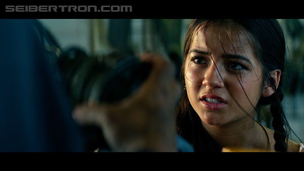 last-knight-trailer-170412-0354.jpg