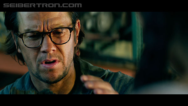 last-knight-trailer-170412-0371.jpg