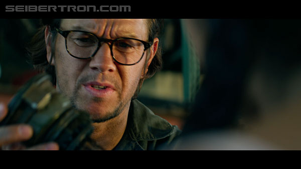 last-knight-trailer-170412-0396.jpg