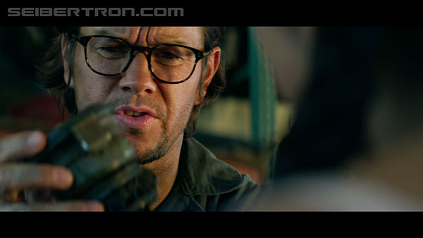 last-knight-trailer-170412-0398.jpg