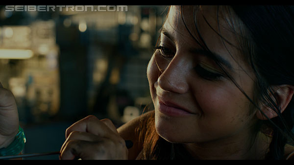 last-knight-trailer-170412-0411.jpg