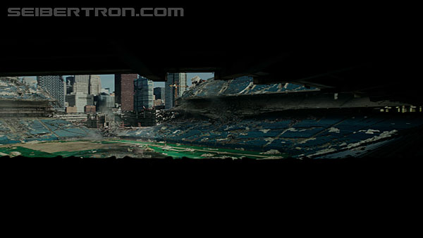 last-knight-trailer-170412-0419.jpg