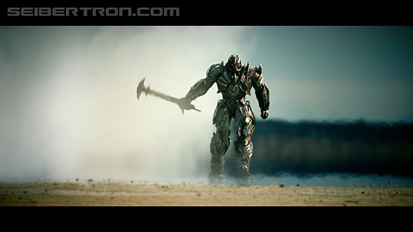 last-knight-trailer-170412-0524.jpg
