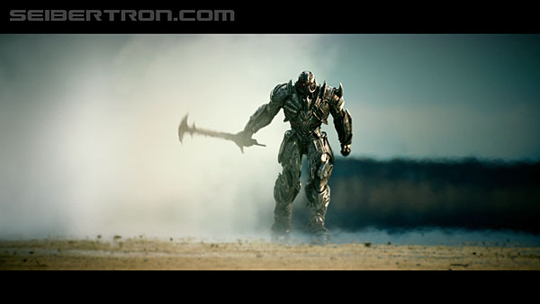 last-knight-trailer-170412-0525.jpg