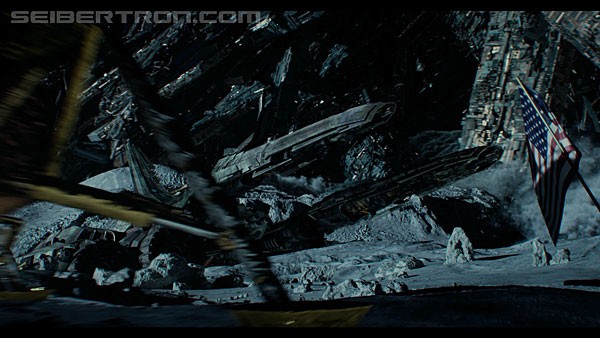 last-knight-trailer-170412-0557.jpg