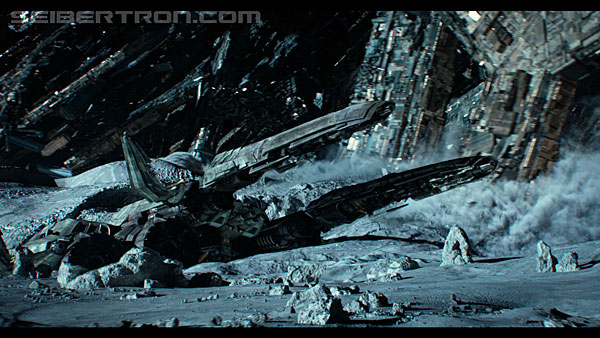last-knight-trailer-170412-0568.jpg