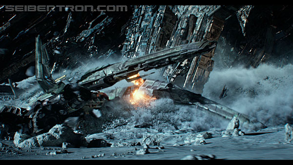 last-knight-trailer-170412-0583.jpg
