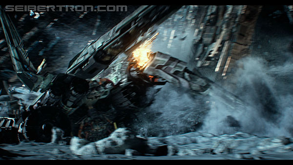 last-knight-trailer-170412-0591.jpg