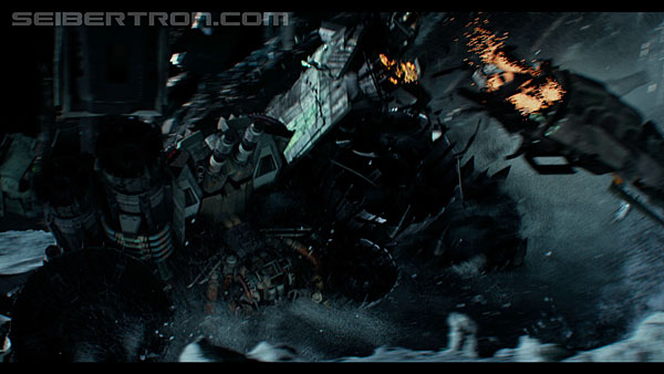 last-knight-trailer-170412-0600.jpg