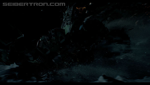last-knight-trailer-170412-0606.jpg