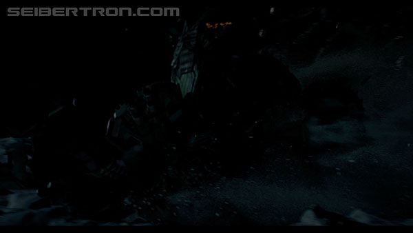 last-knight-trailer-170412-0607.jpg