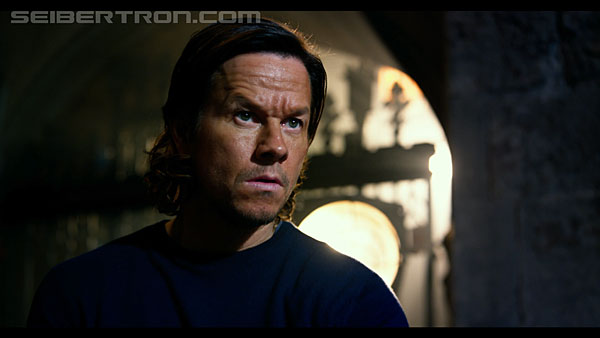 last-knight-trailer-170412-0625.jpg