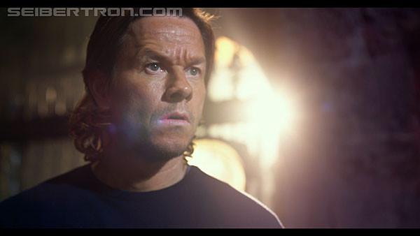 last-knight-trailer-170412-0642.jpg