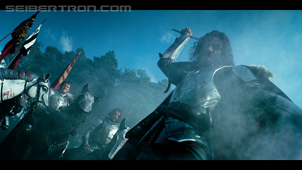 last-knight-trailer-170412-0657.jpg