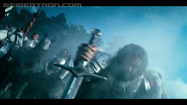 last-knight-trailer-170412-0663.jpg