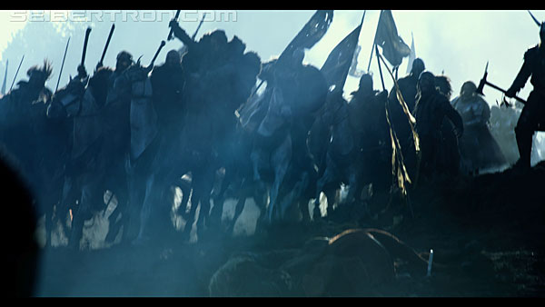 last-knight-trailer-170412-0674.jpg