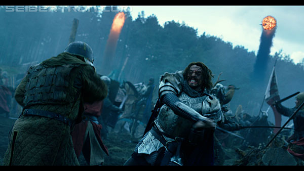 last-knight-trailer-170412-0679.jpg