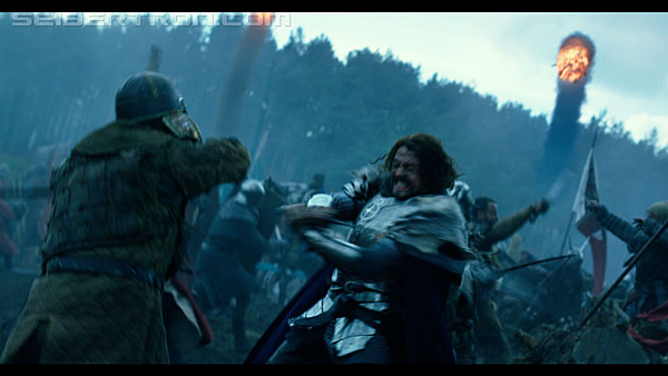 last-knight-trailer-170412-0682.jpg