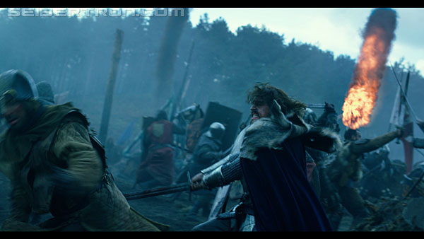 last-knight-trailer-170412-0689.jpg