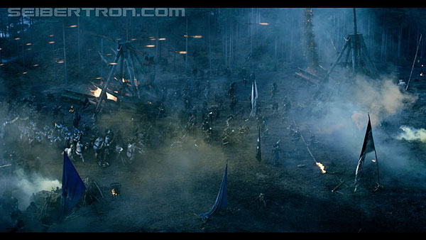 last-knight-trailer-170412-0690.jpg