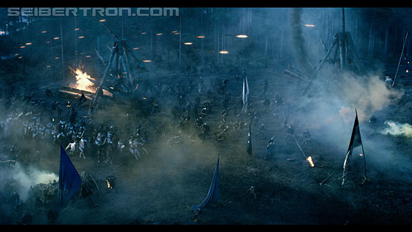 last-knight-trailer-170412-0692.jpg