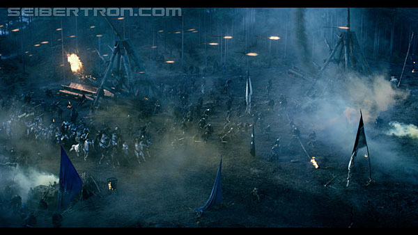 last-knight-trailer-170412-0693.jpg