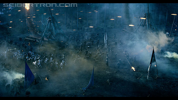 last-knight-trailer-170412-0695.jpg