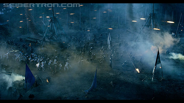 last-knight-trailer-170412-0696.jpg