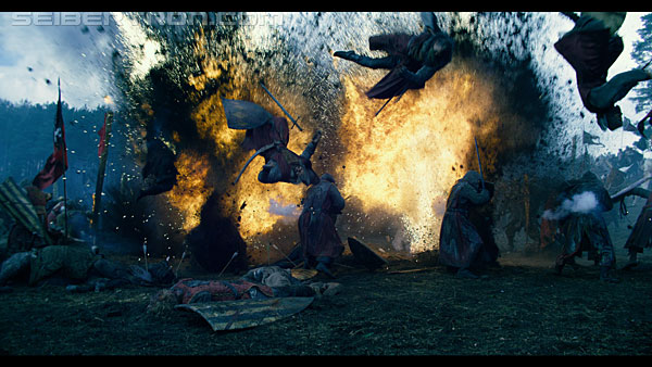 last-knight-trailer-170412-0716.jpg