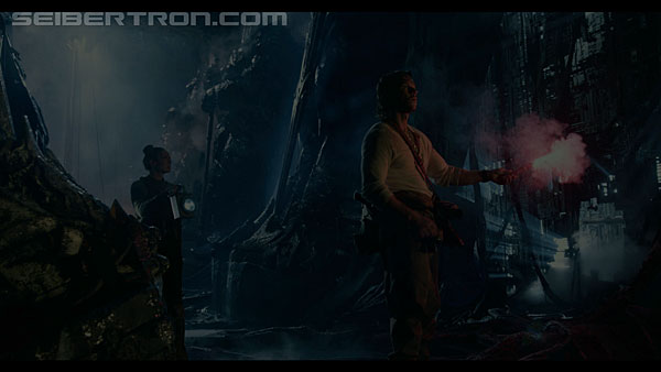 last-knight-trailer-170412-0741.jpg