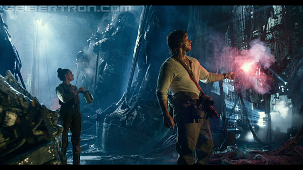 last-knight-trailer-170412-0749.jpg