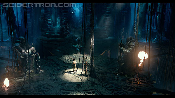last-knight-trailer-170412-0757.jpg