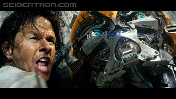 last-knight-trailer-170412-0811.jpg