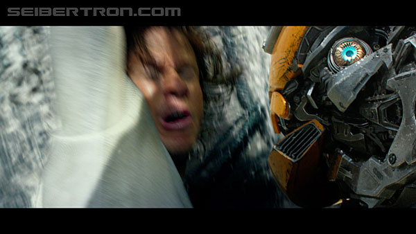 last-knight-trailer-170412-0818.jpg