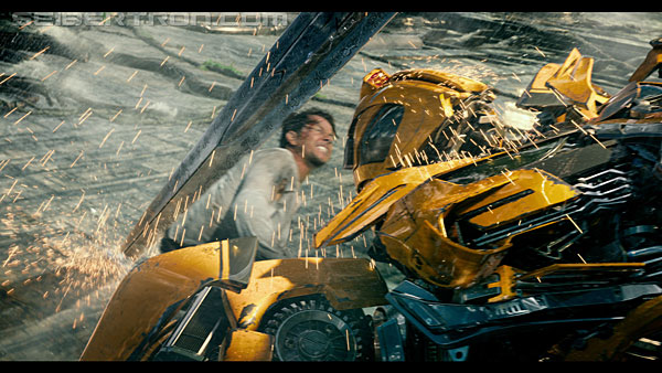 last-knight-trailer-170412-0842.jpg