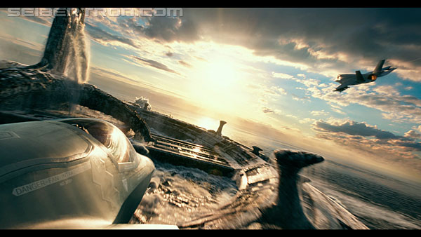 last-knight-trailer-170412-0850.jpg