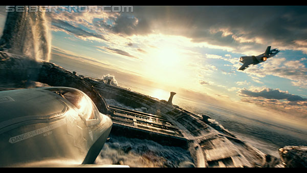 last-knight-trailer-170412-0853.jpg