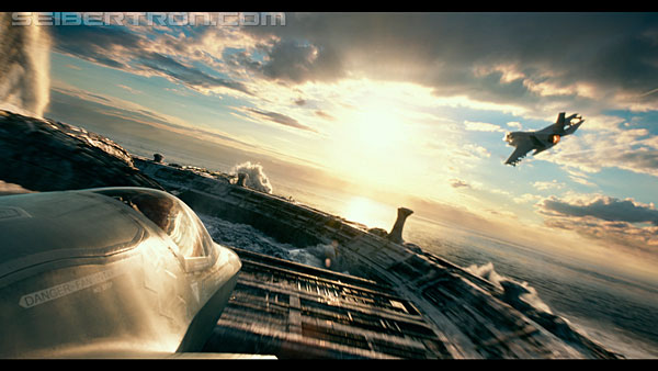 last-knight-trailer-170412-0857.jpg
