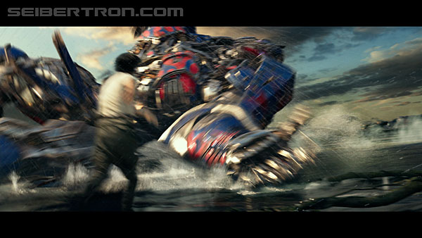last-knight-trailer-170412-0867.jpg