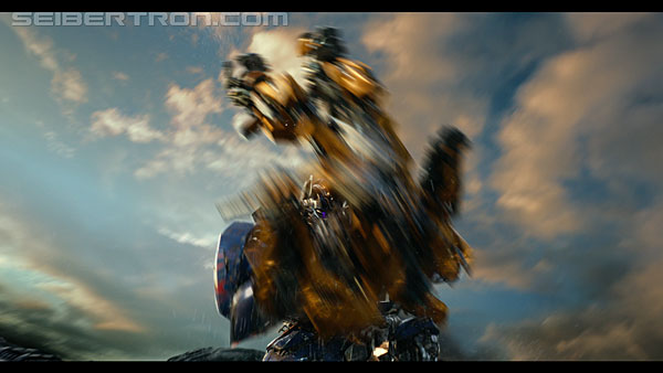 last-knight-trailer-170412-0882.jpg