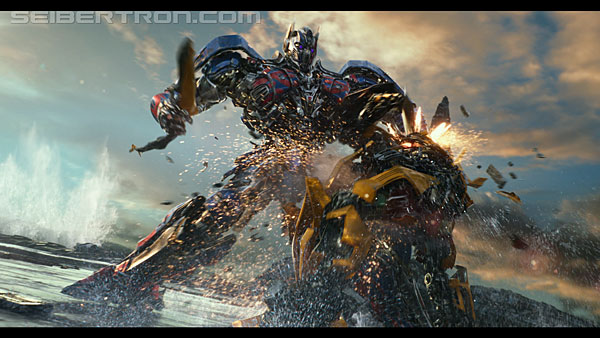 last-knight-trailer-170412-0887.jpg