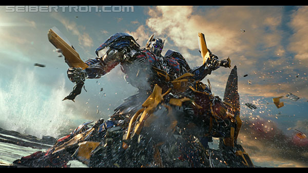 last-knight-trailer-170412-0891.jpg